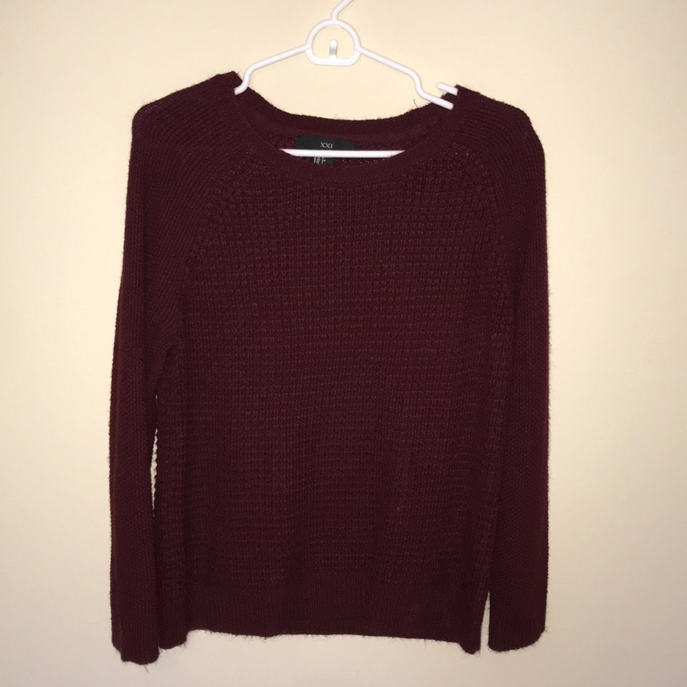 maroon crew neck sweater